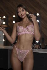 Privato: Deluxerie Completo di Reggiseno Erotico Ragnilda